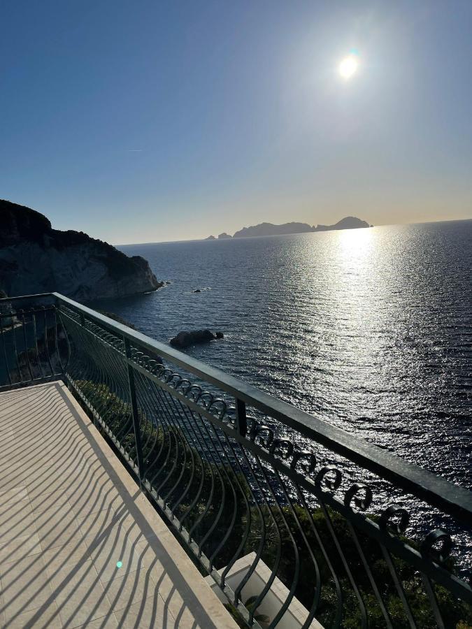 Magi - Il Tramonto Su Palmarola Ponza Exterior foto